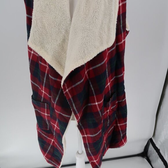 E2 Clothing Christmas Plaid Sherpa Vest Size Large - Picture 8 of 13